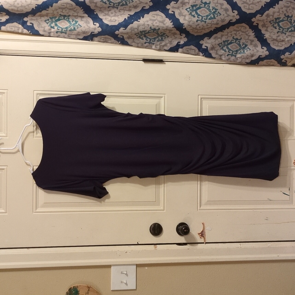 Lysse Fitted Maxi Dress -Ruched - Versatile for Many Occasions - Soft Touch - Picture 5 of 13